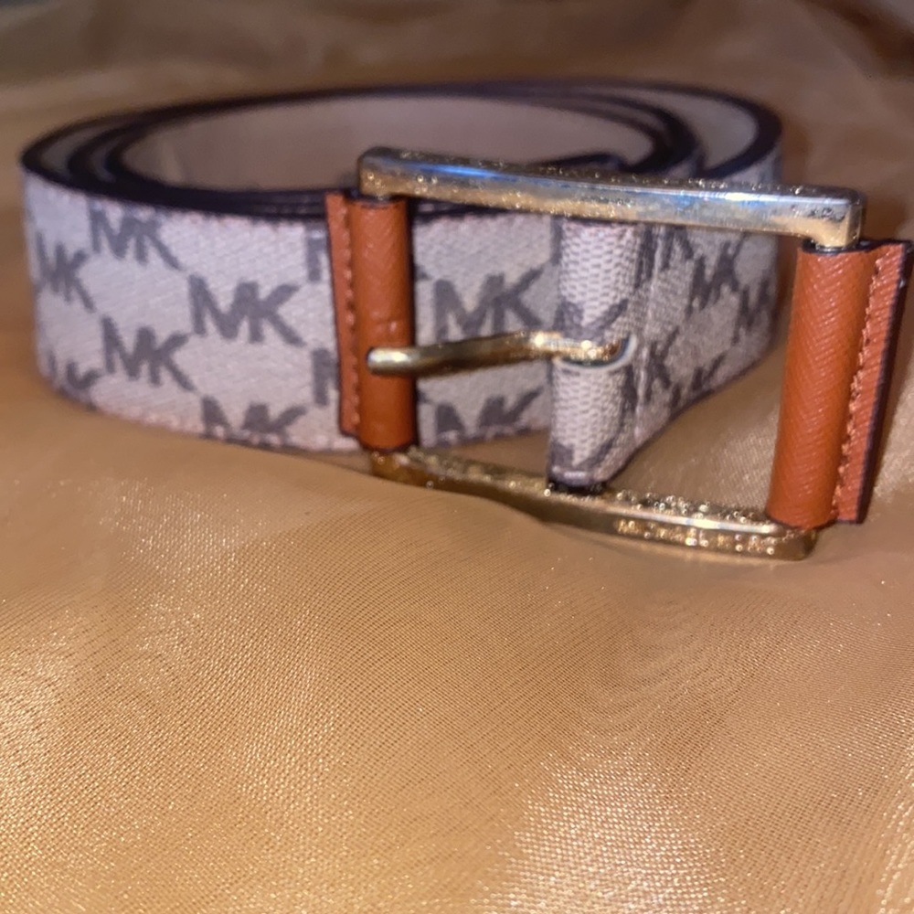 MK belt